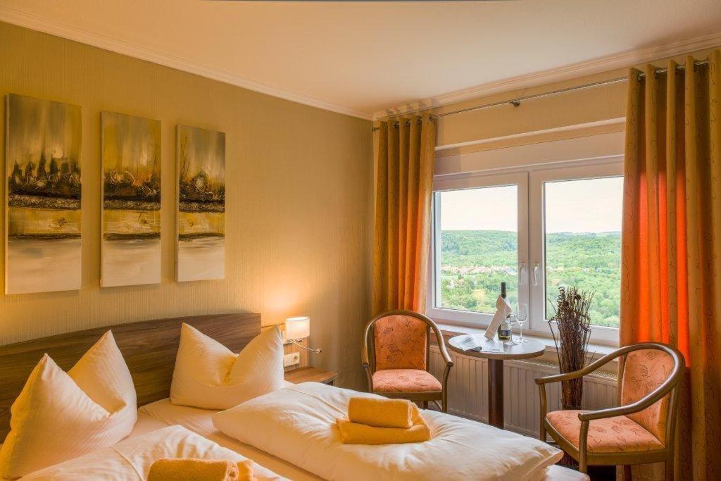 Berghotel Wilhelmsburg Bad Kosen Exterior photo